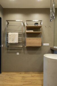 shelving in bathroom